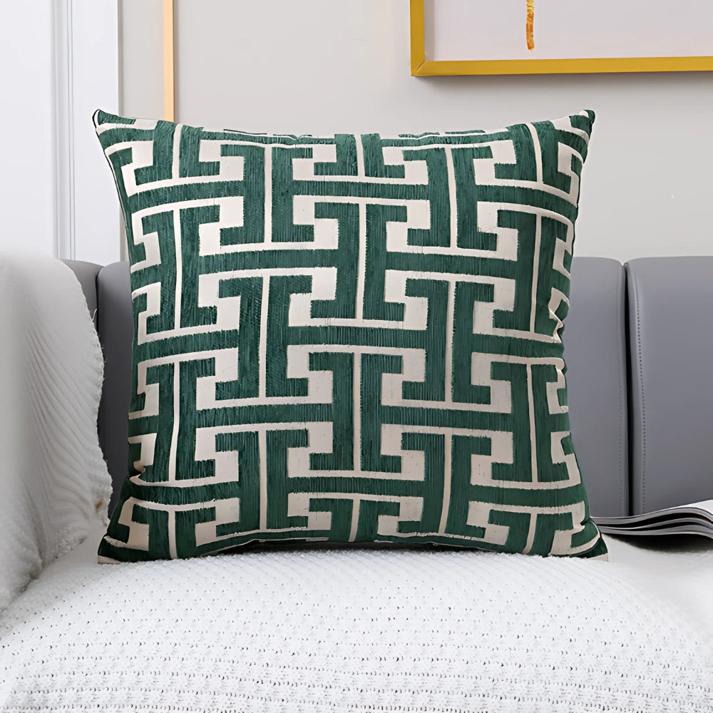 BowLift | Timeless Maze Pattern Cushion Cover