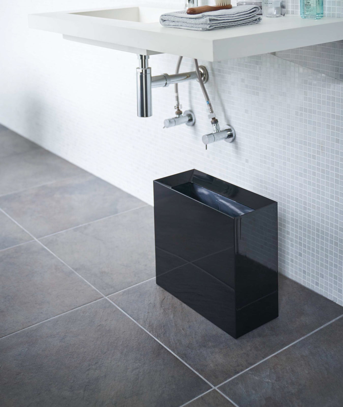 BowLift | Waste Bin - Two Styles