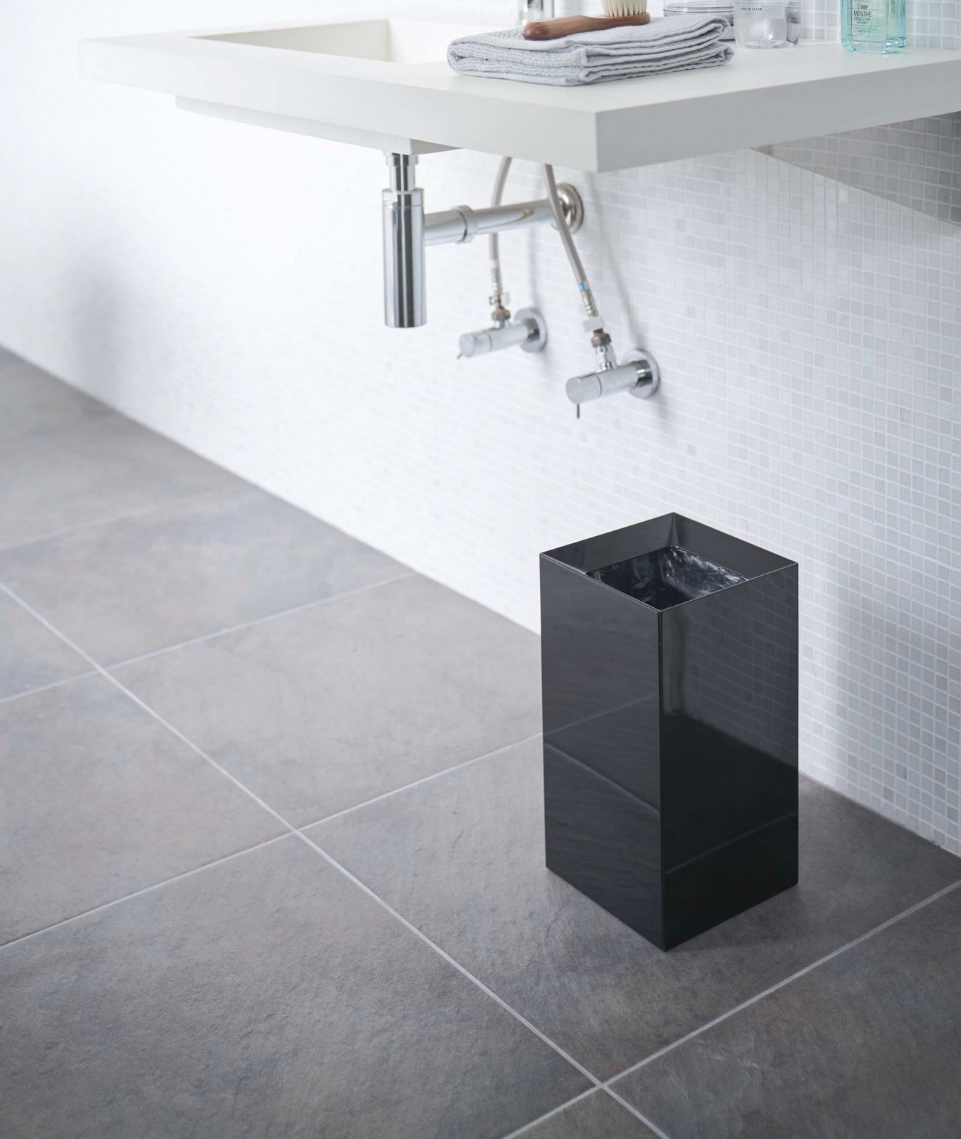 BowLift | Waste Bin - Two Styles