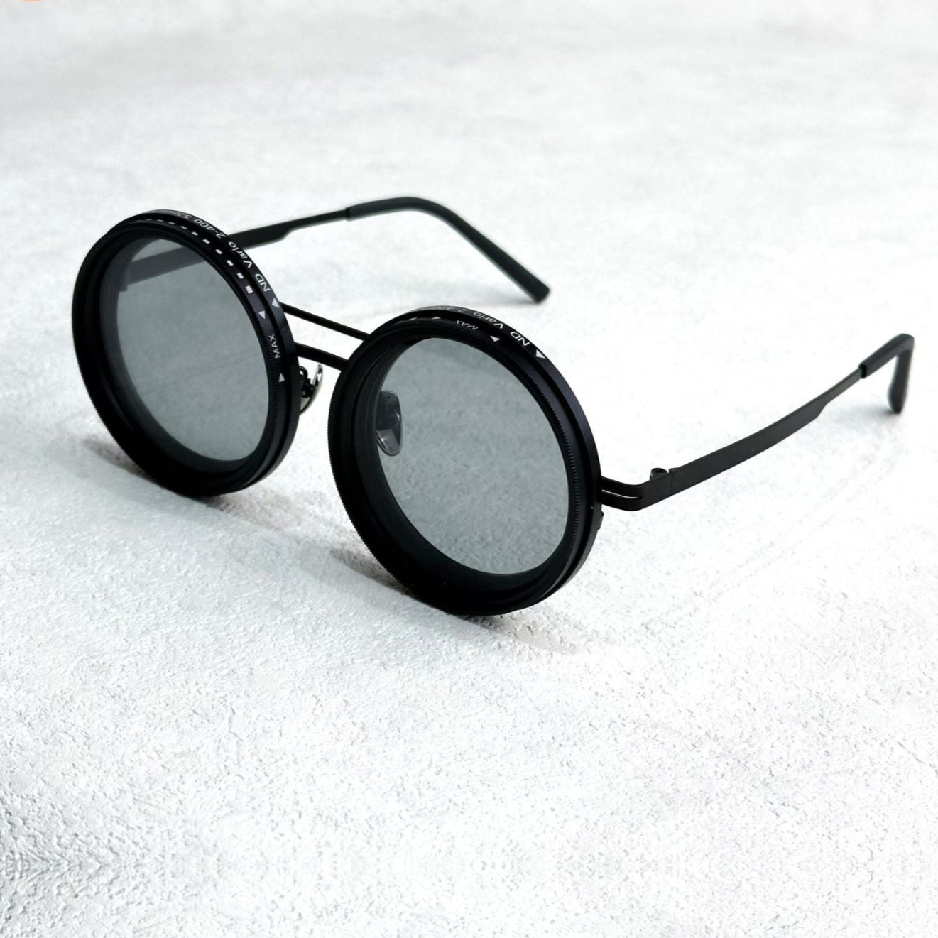 BowLift | Unisex Round Polarised Sunglasses – Adjustable Light Reduction – Premium Metal Frame