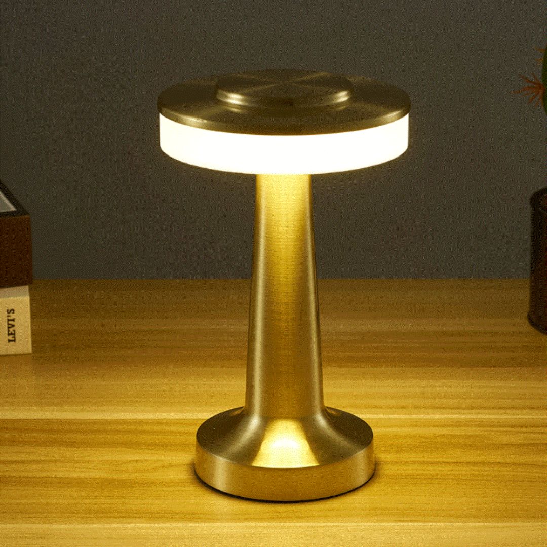 BowLift | Eindhoven Frances Retro Bar Table Lamp