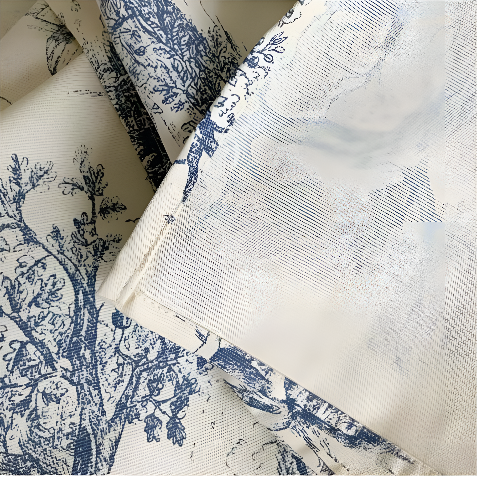 BowLift | French Classic Blue Vintage Dining Tablecloth