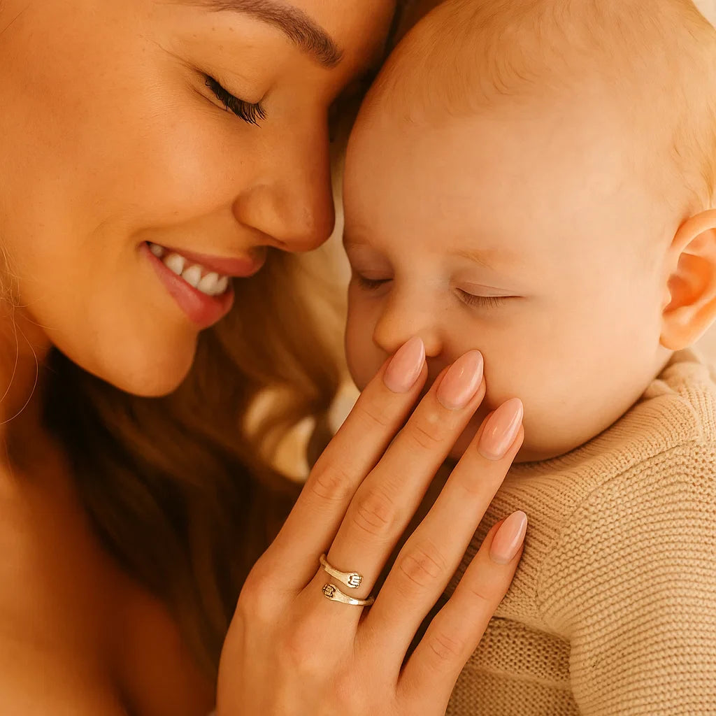 BowLift | Embrace Ring - Always Close and Connected