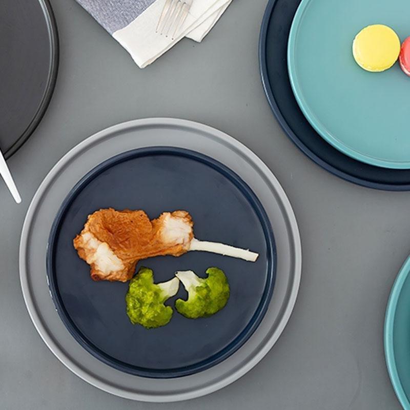 BowLift | BarnTable - Classic Farm Melamine Dinnerware Set