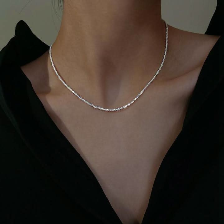 BowLift | Delicate necklace set in 925 silver for elegant style