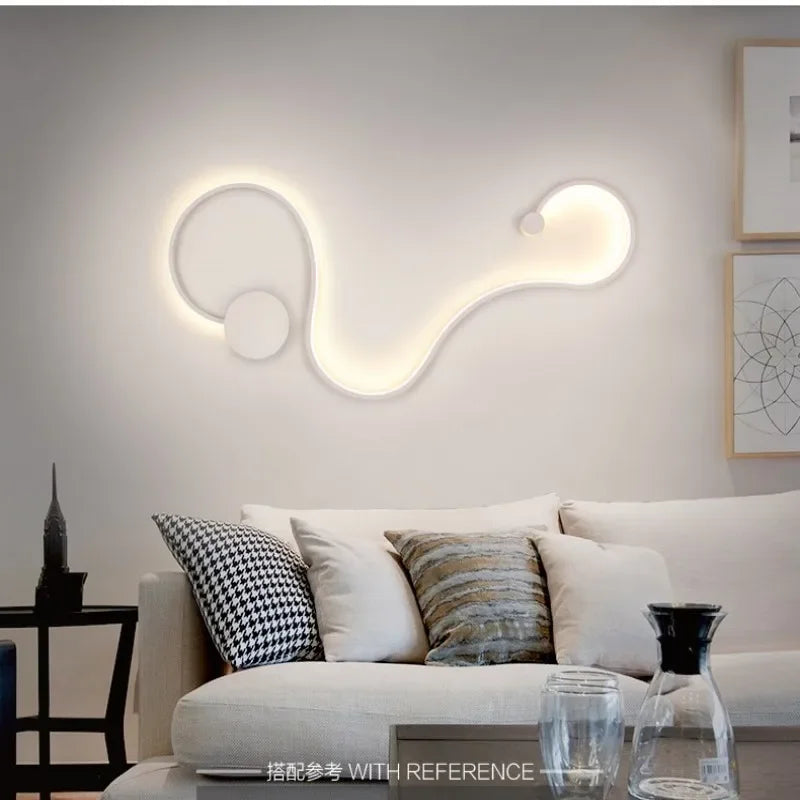 BowLift | Designer LED Wall Lamp in Urban Chic Style