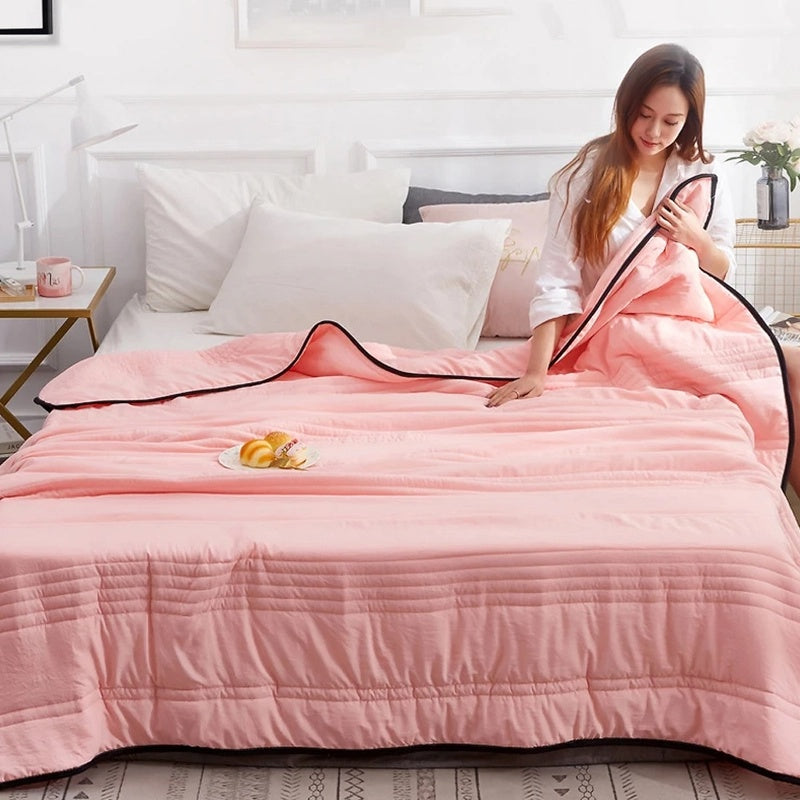 BowLift | Cooling Blanket Lightweight Breathable Summer Bed Cover
