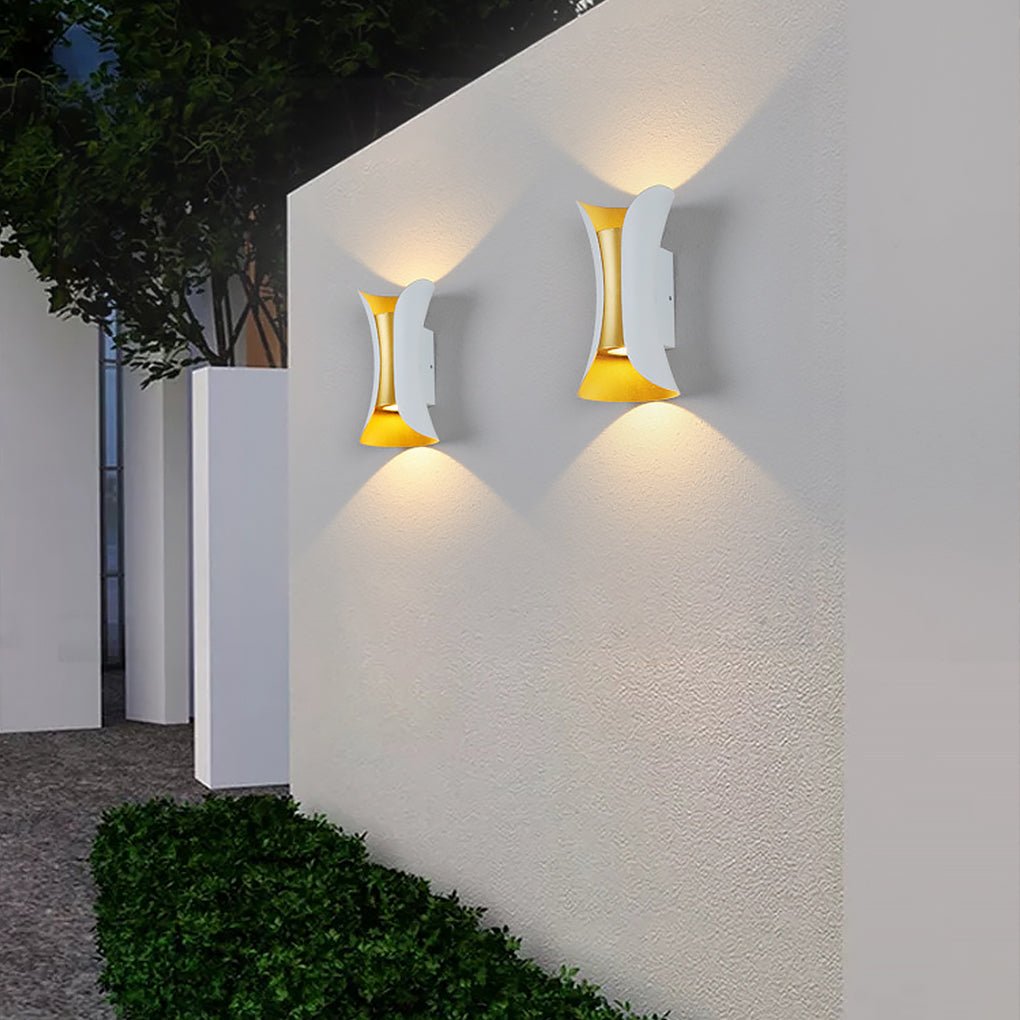 BowLift | Elegant Waterproof LED Lamps with Curved Shape for the Garden