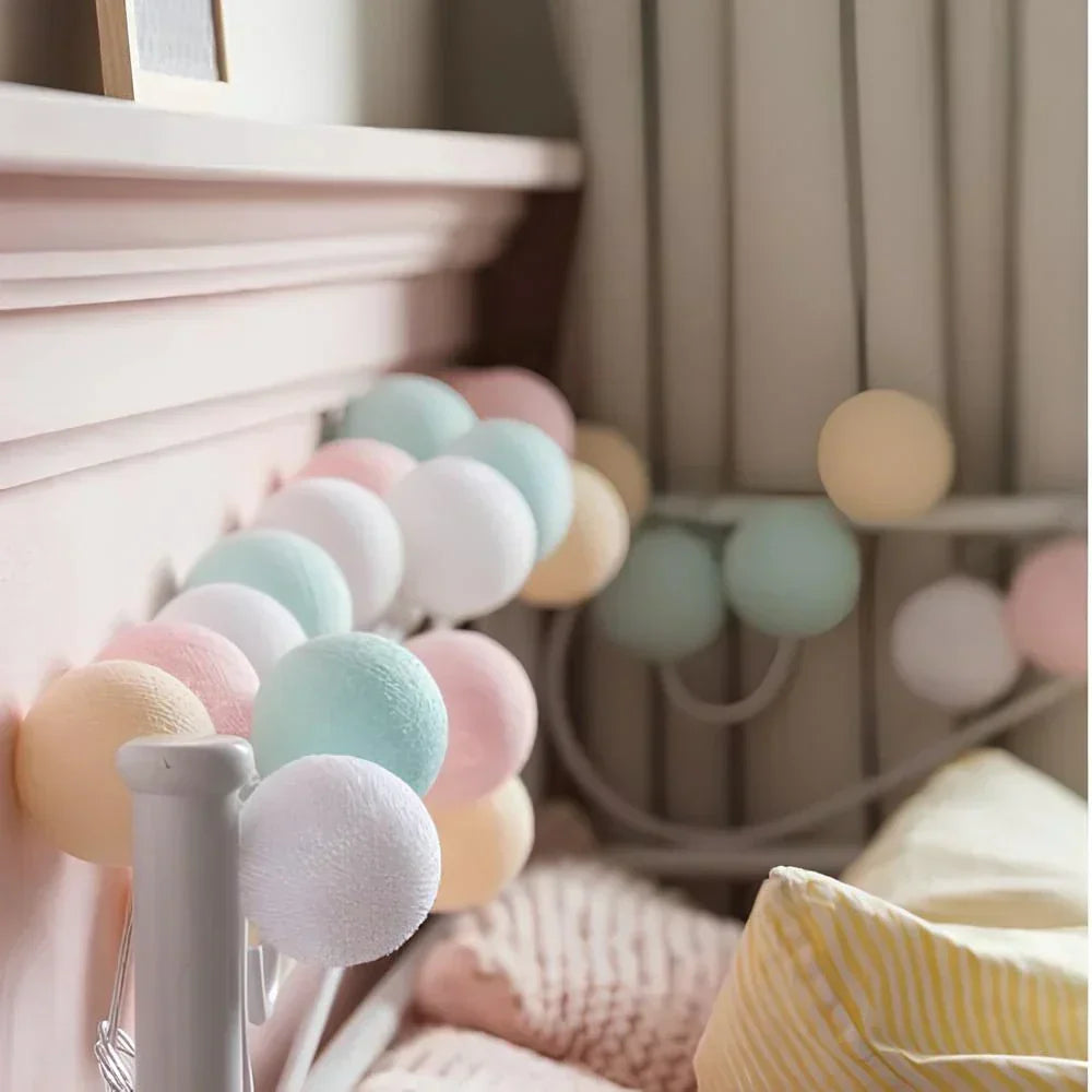 BowLift | Atmospheric Ball String Lights - LumaBreeze