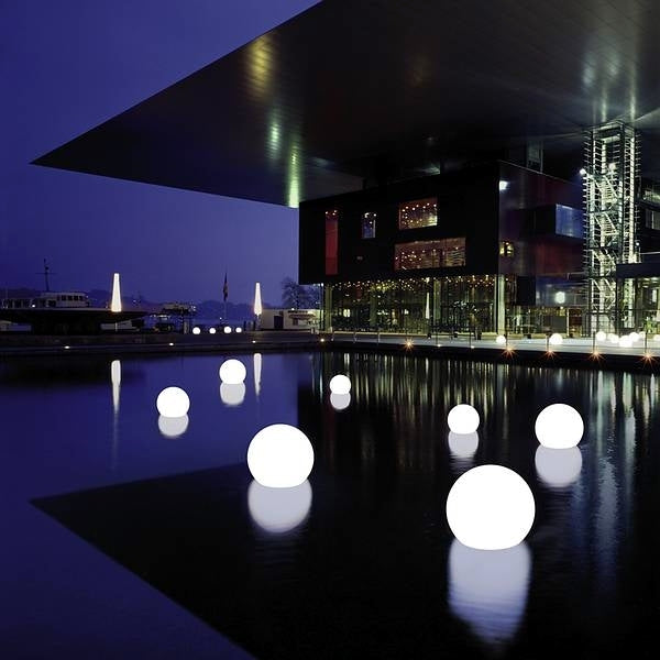 BowLift | Weatherproof Round LED Garden Light with 16 Colors and Remote Control - Perfect for Garden, Porch & Party