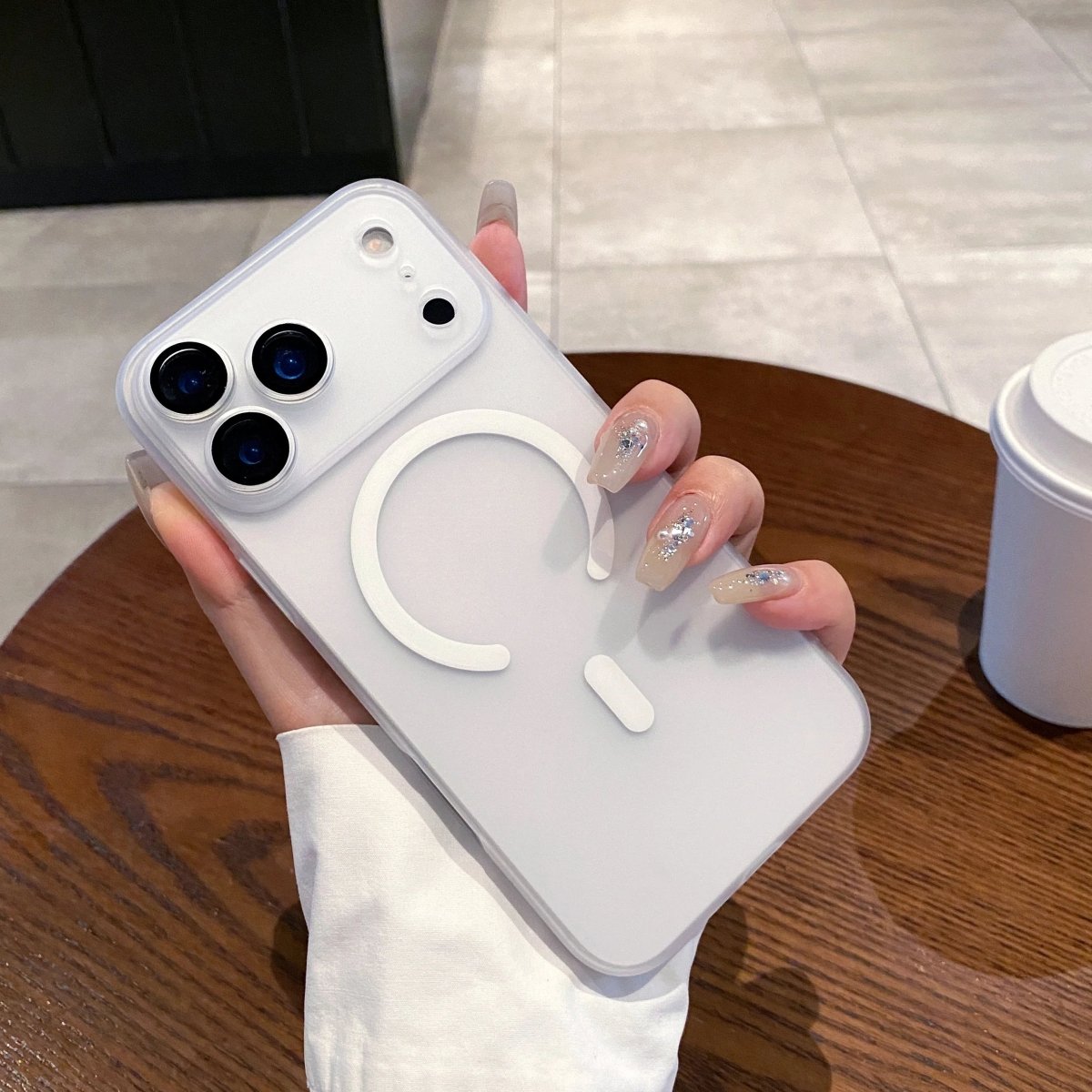 BowLift | AURACLEAR – Ultra-Thin Matte Clear MagSafe Case for iPhone