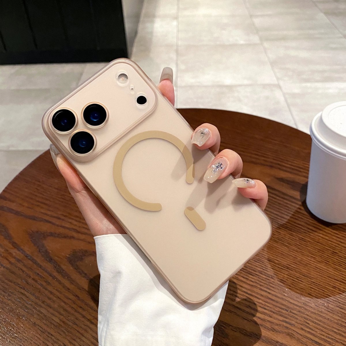 BowLift | AURACLEAR – Ultra-Thin Matte Clear MagSafe Case for iPhone