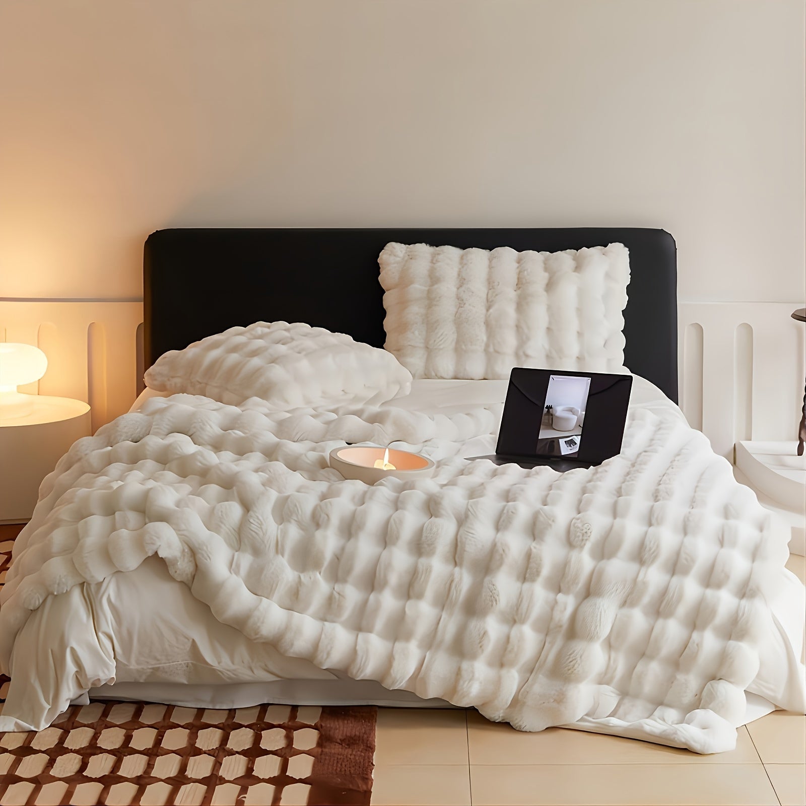 BowLift | Premium Fleece Blanket with Elegant Design