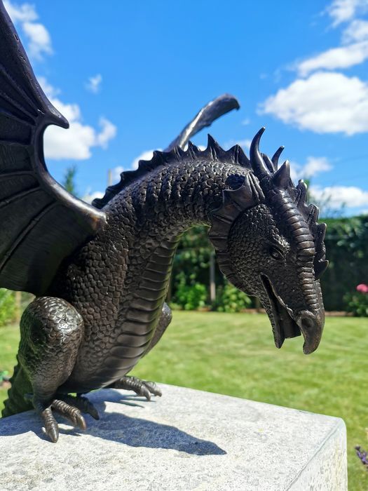 BowLift | Precision Casting Fire-breathing Dragon Sculpture Waterscape