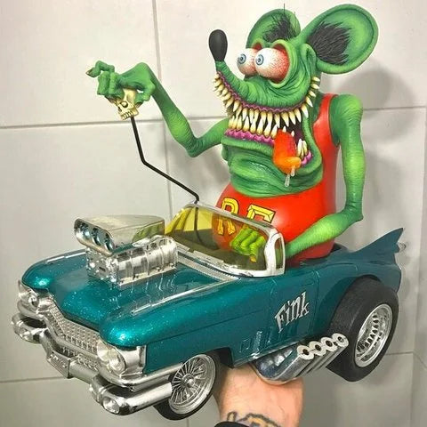 BowLift | Rat Fink Collectible Model Toy Halloween Decoration