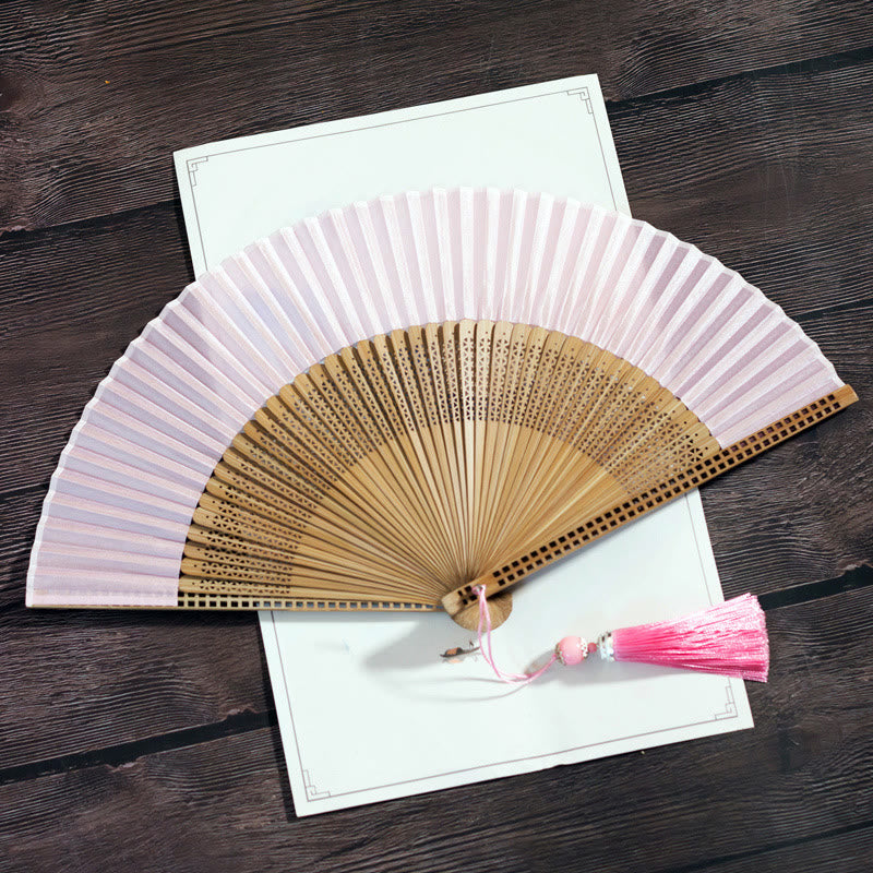 BowLift | Hand fan made of bamboo silk