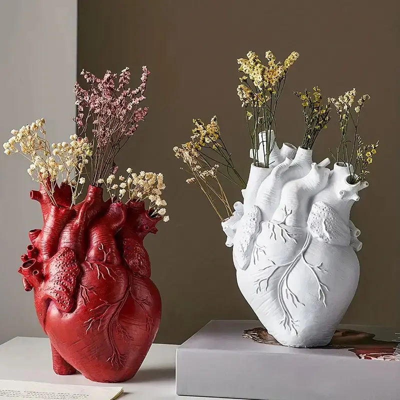 BowLift | HeartGlow - Ceramic Heart Vase