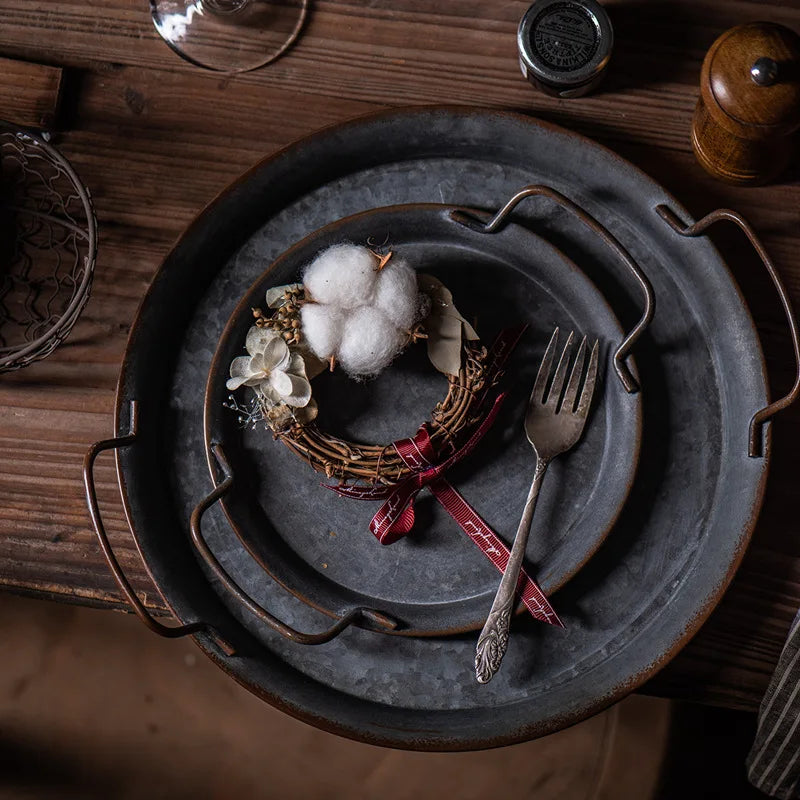 BowLift | European Retro Wrought Metal Plate with Handles