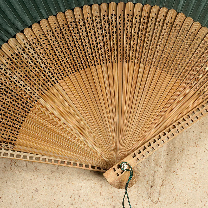 BowLift | Hand fan made of bamboo silk