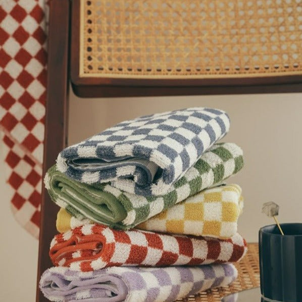 BowLift | Classic Checkerboard Towel Collection