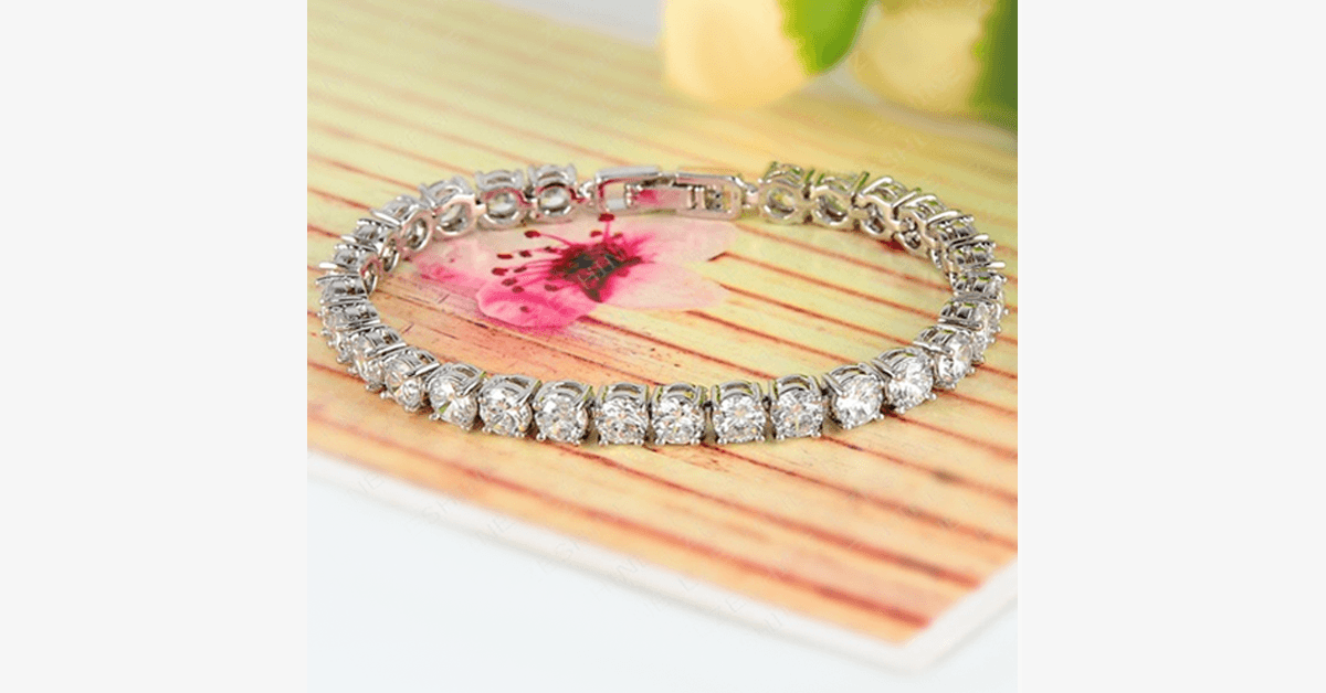 BowLift | Diamond Eternity Bracelet in Silver Color - Round Cut Diamond Zircon Stones - Let You Look Stunning