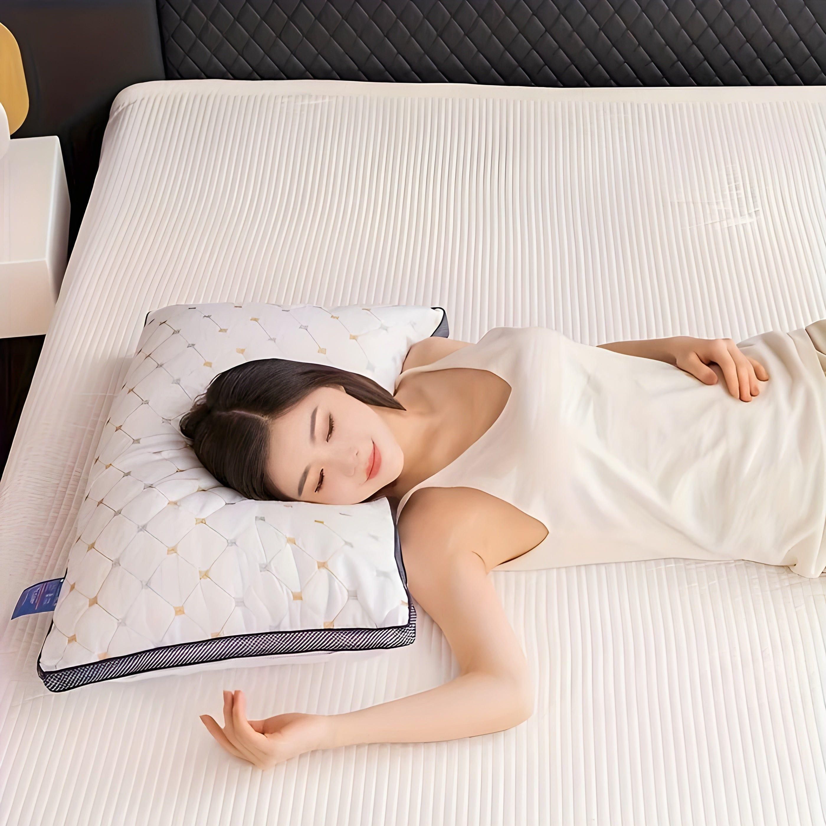 BowLift | SkyDream Pillow – Ergonomic Neck Support Pillow for Side and Back Sleepers