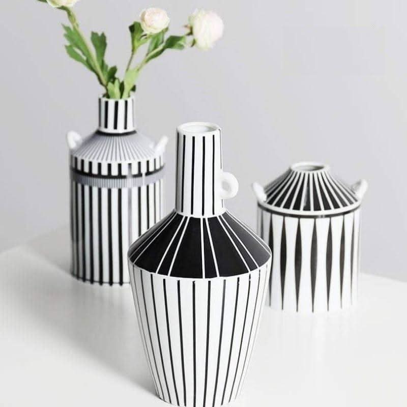 BowLift | KAZURI – Elegant ceramic vase for a modern ambiance