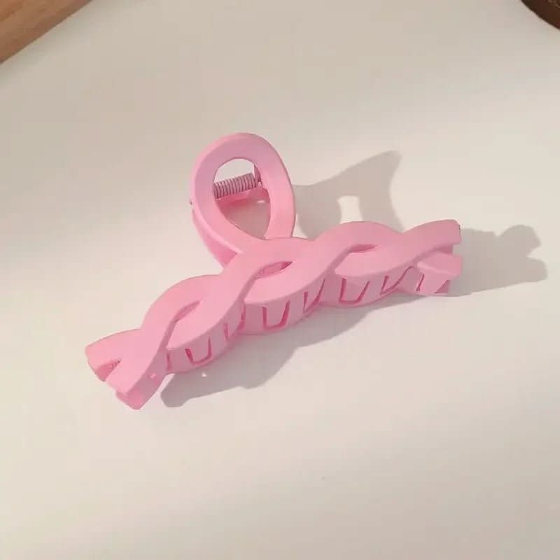 BowLift | Elegant hair clip with strong hold for every hair type