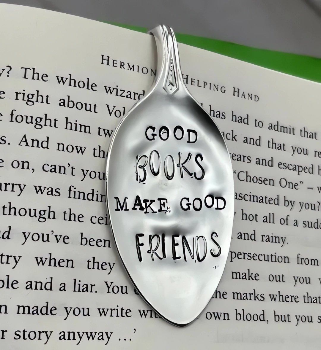 BowLift | Funny Spoon Bookmark -the perfect gift for a bookworm