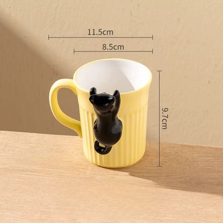 BowLift | Climbing Cat Coffee Mug