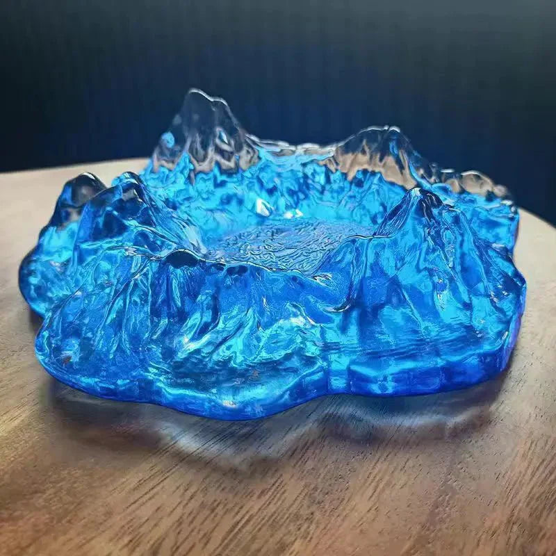 BowLift | Ashtray decoration made of mountain glass in ice style