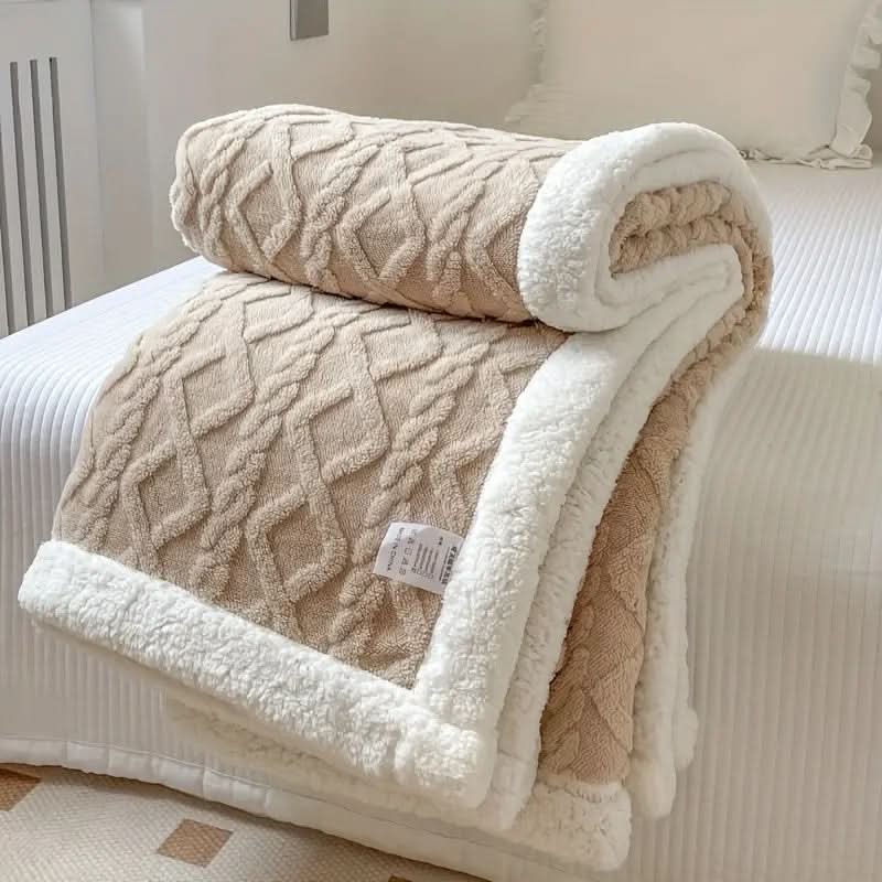BowLift | ERSANA - Ultra-cozy, fluffy blanket