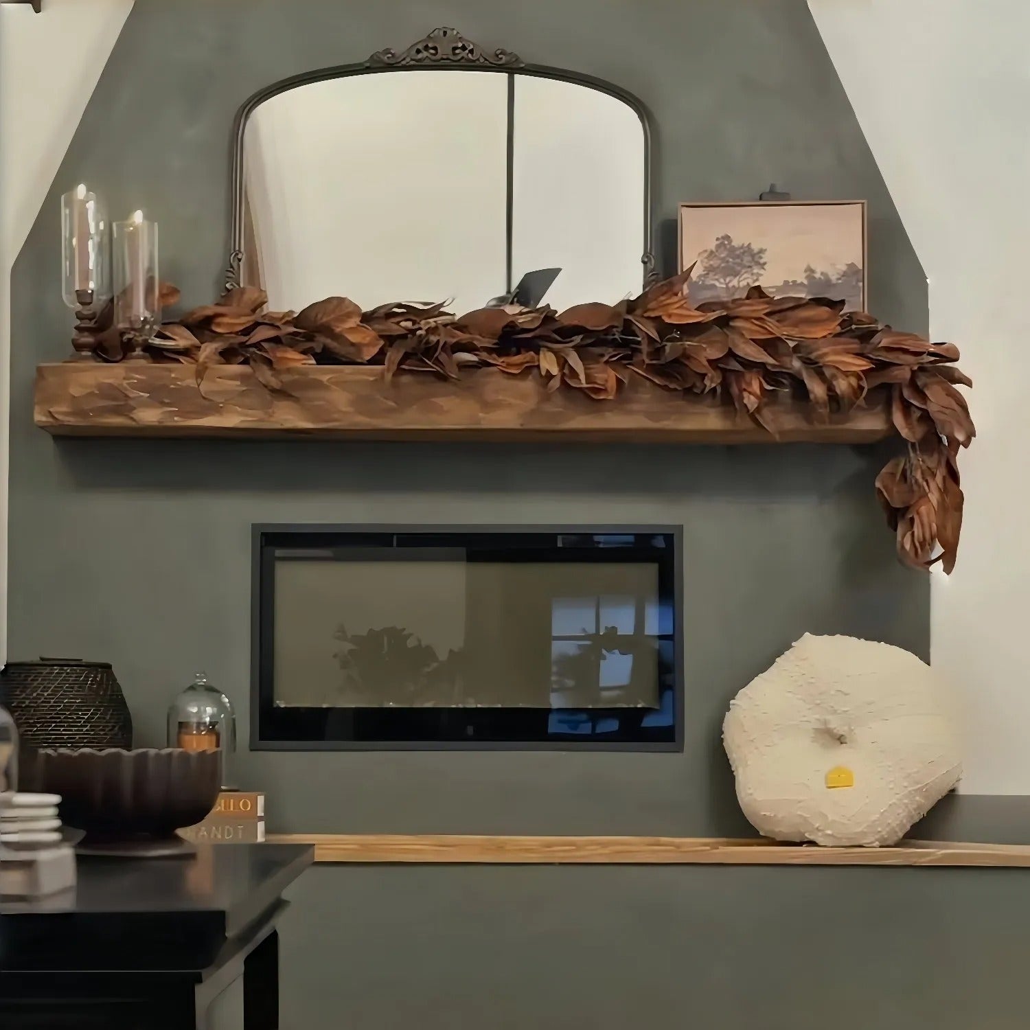 BowLift | Brown Magnolia Leaf Garland – realistic autumn decoration for indoor and covered outdoor areas