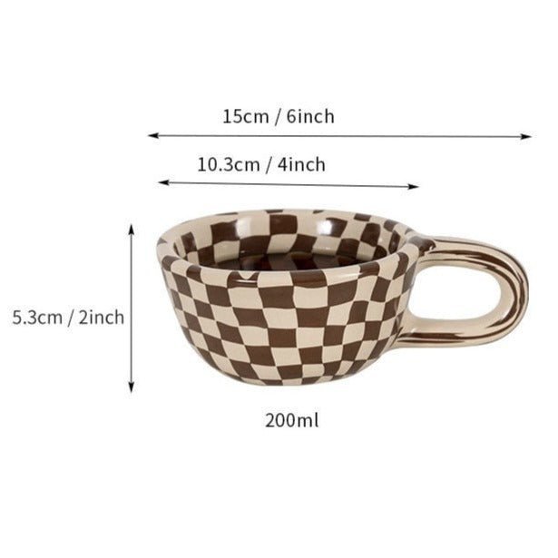 BowLift | Irregular checkered ceramic mug