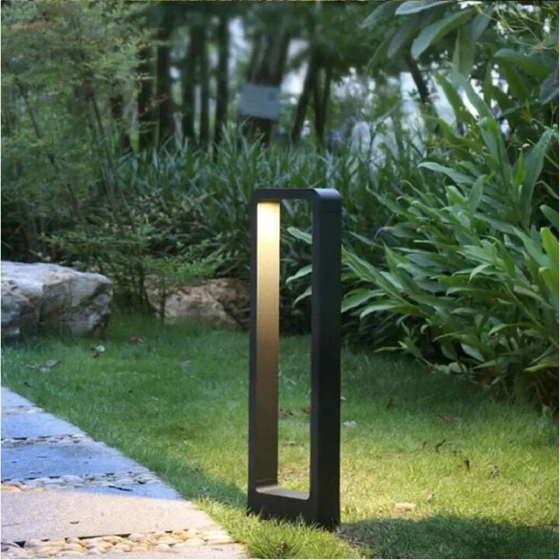 BowLift | Elegant Aluminum Floor Lamp for a Luxurious Shine Outdoors