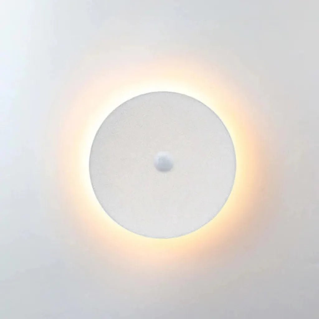 BowLift | GLOWARC – Modern Outdoor LED Wall Lamp for Stylish Facades & Entrances