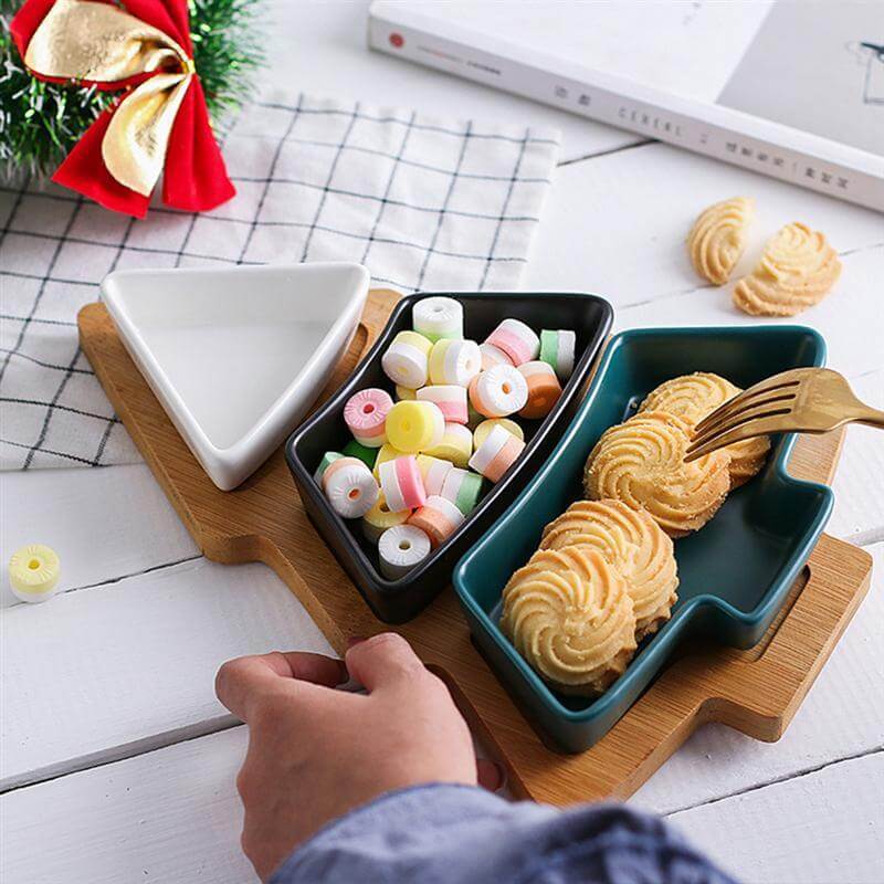 BowLift | Christmas Tree Ceramic Plates With Bamboo Base Stand