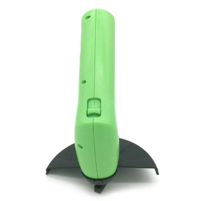 BowLift | Lightweight Hand Lawn Mower Mowing