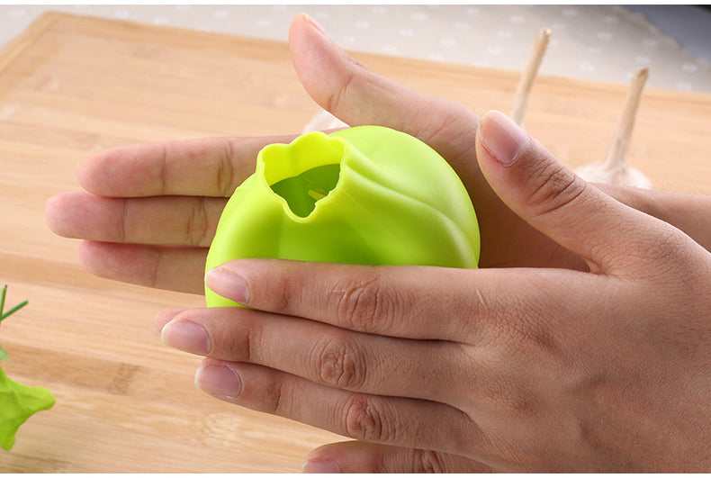 BowLift | Creative Easy Garlic Peeler