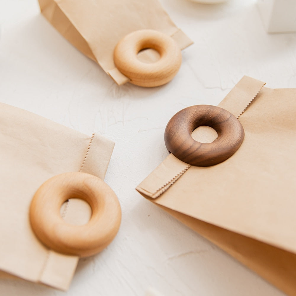 BowLift | 6Pcs Wooden Donut Seal Clips