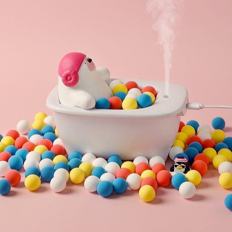 BowLift | Polar Bear Bathtub Air Humidifier