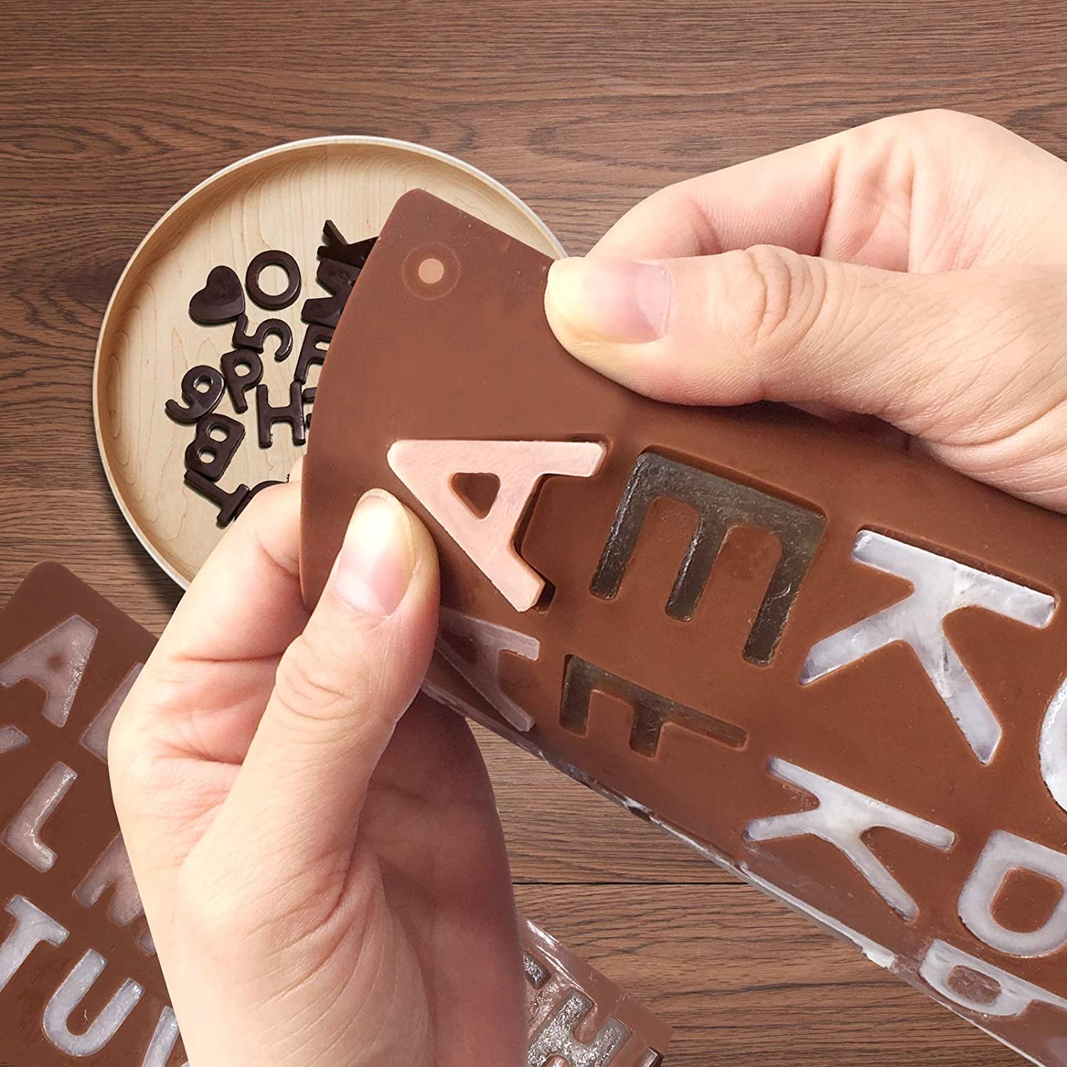 BowLift | 3D Alphabet Silicone DIY Chocolate Mold