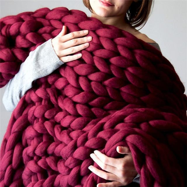 BowLift | Handmade Chunky Knit Blanket Comfy & Warm -  80 x100 cm