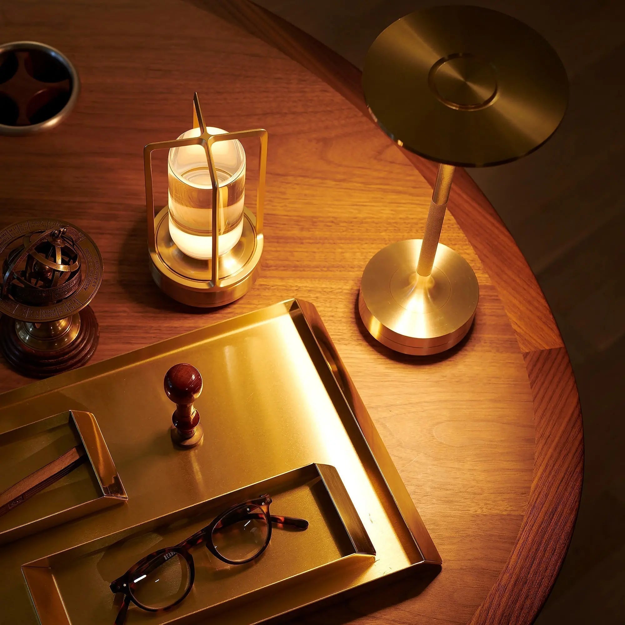 BowLift | PrismaBeam - Elegant Cord-Free Lantern