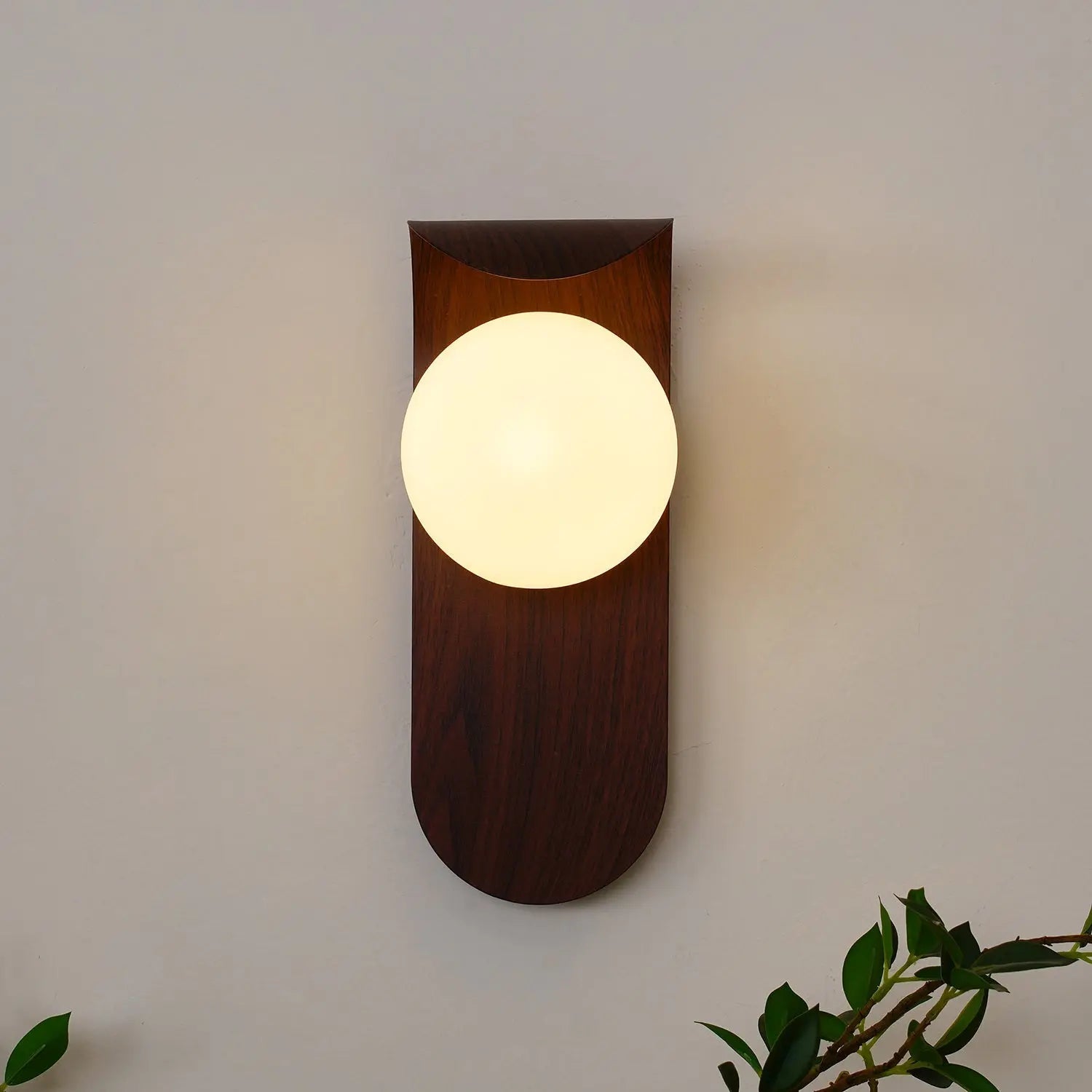BowLift | Carlyle Wall Lamp | Stylish Modern Lighting for Any Room