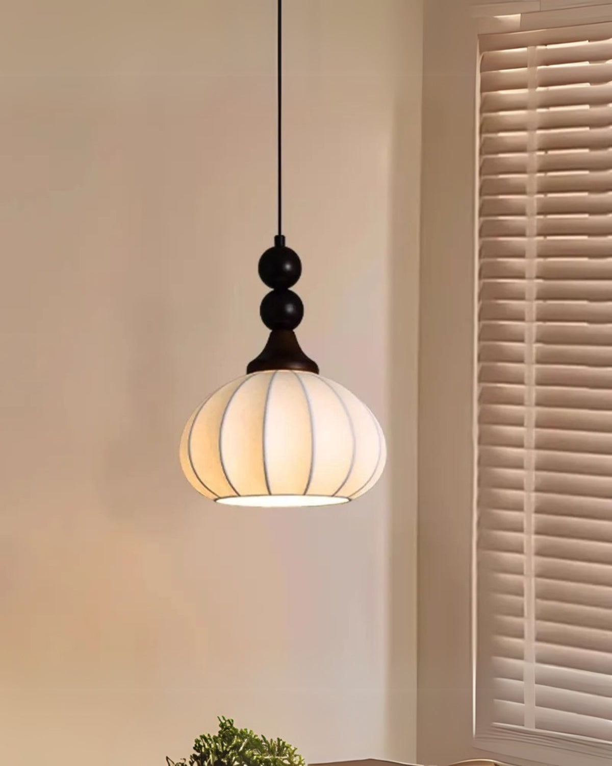 BowLift | Silk Soft Table Lamp with Warm Light