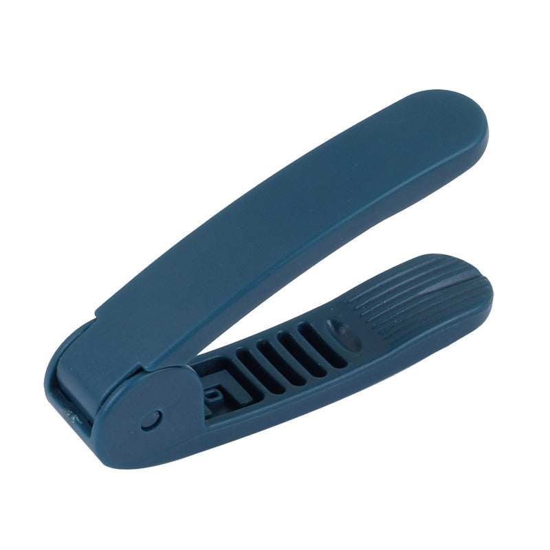 BowLift | Peanut Seed Peel Plastic Peanut Clip