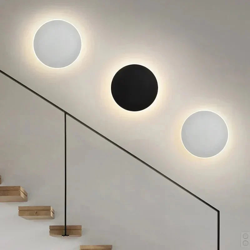 BowLift | Sleekglow: the perfect LED wall lamp for a modern atmosphere