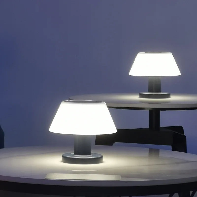 BowLift | Solar Energy Table Lamp - Solara