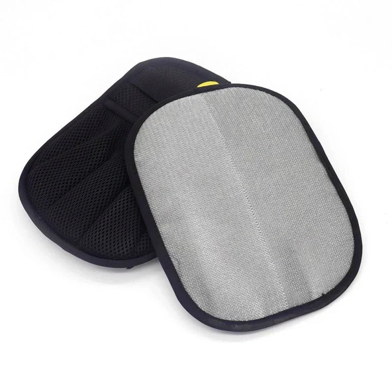 BowLift |  Reusable gloves for removing pet hair